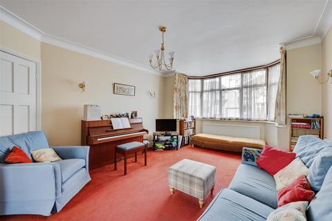 3 bedroom semi-detached house for sale, Fleetwood Road, London