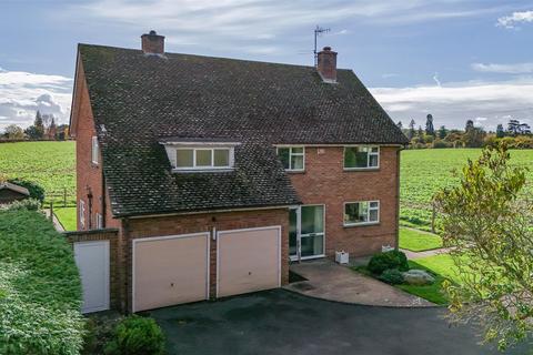 4 bedroom detached house for sale, Bowling Green, Hanley Castle