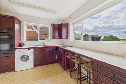 4 bedroom detached house for sale, Bowling Green, Hanley Castle