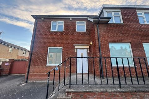 undefined, High Street, Harrold, MK43