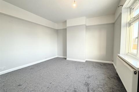 2 bedroom semi-detached house for sale, Grove Avenue, Halesowen