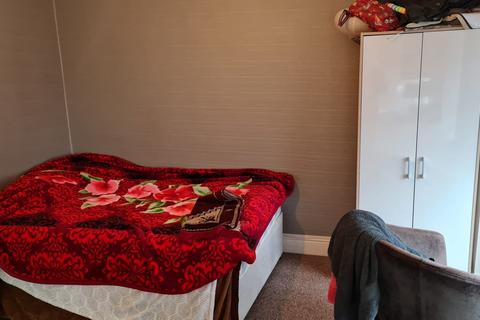 undefined, Wadham Gardens, Greenford UB6