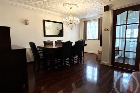 4 bedroom detached house for sale, Village Way, Bispham