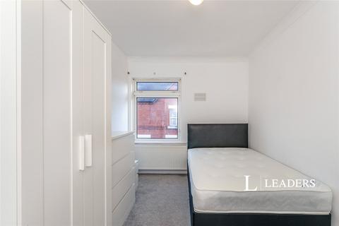 undefined, Hoole, CH2
