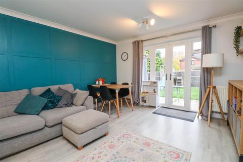undefined, Aldershot Road, Fleet GU52