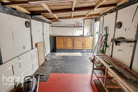 3 bedroom detached bungalow for sale, Fosse Grove, Saxilby