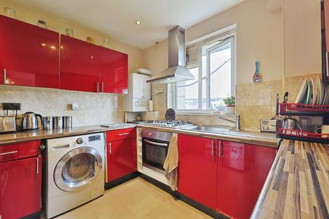 2 bedroom flat for sale, Richmond Way, London W12