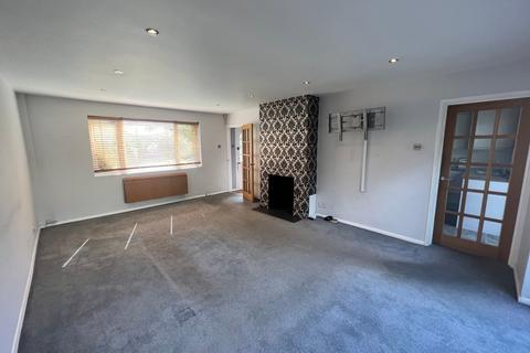 3 bedroom semi-detached house to rent, Chace Avenue, Potters Bar, EN6