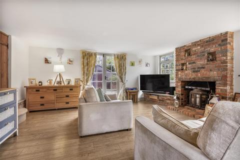 4 bedroom cottage for sale, Church End, Great Canfield, Dunmow