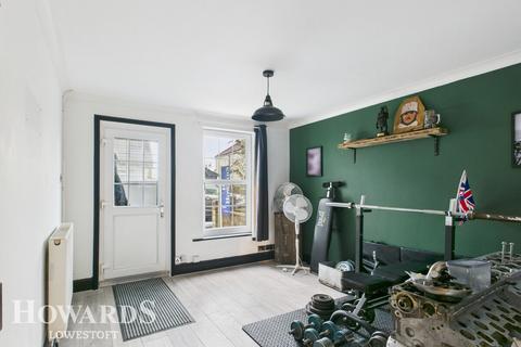undefined, London Road, Kessingland