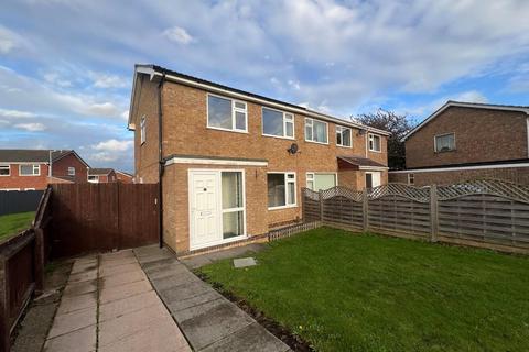 3 bedroom semi-detached house to rent, Kennet Way, Melton Mowbray