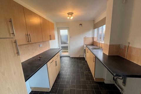 3 bedroom semi-detached house to rent, Kennet Way, Melton Mowbray