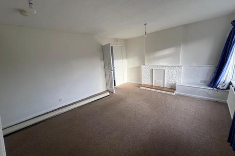 3 bedroom semi-detached house to rent, Kennet Way, Melton Mowbray