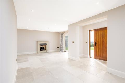 4 bedroom detached house to rent, Bledington Road, Stow-On-The-Wold, Gloucestershire, GL54