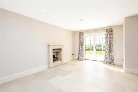 4 bedroom detached house to rent, Bledington Road, Stow-On-The-Wold, Gloucestershire, GL54