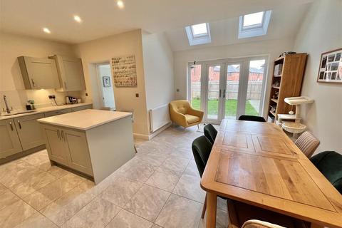 4 bedroom detached house for sale, St. Georges Way, Handforth, Wilmslow