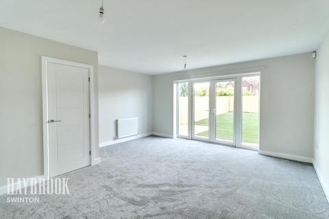 3 bedroom semi-detached house for sale, Hurst Avenue, Doncaster