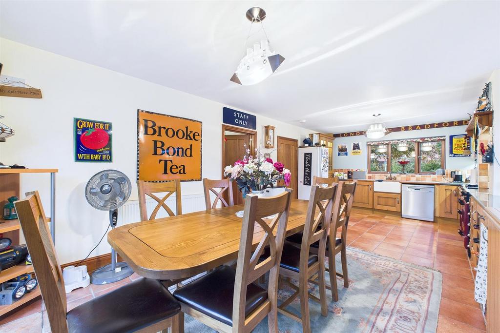 Kitchen Diner
