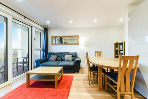 2 bedroom flat for sale, Collet House, Nine Elms Point, Vauxhall, SW8