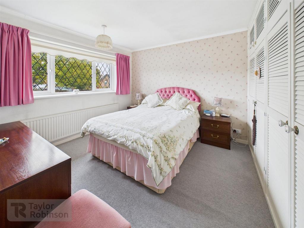 CAM02600 G0-PR0592-STILL001.jpg