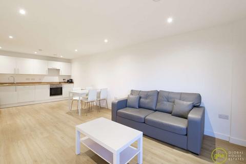 2 bedroom flat to rent, X1 The Plaza, Manchester, UK