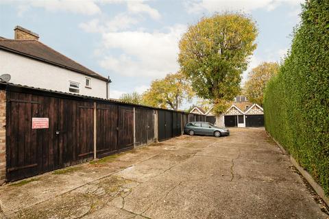 1 bedroom maisonette for sale, Ealing Court Mansions, Ealing, W5