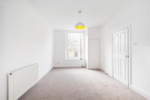 1 bedroom maisonette for sale, Ealing Court Mansions, Ealing, W5
