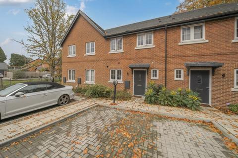 undefined, Bagshot,  Surrey,  GU19