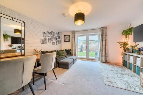 undefined, Bagshot,  Surrey,  GU19