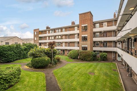 undefined, Kimber Road, Wandsworth, London, SW18