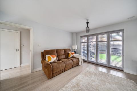 3 bedroom semi-detached house for sale, Padworth Avenue, Reading, Berkshire