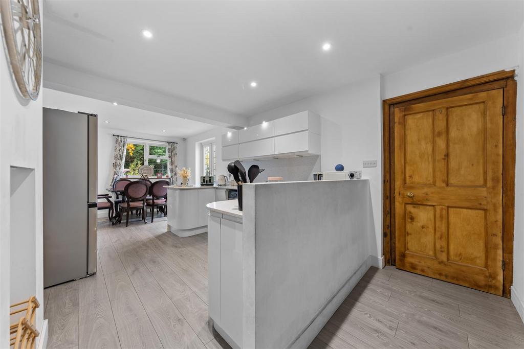 87 Bedford Rd Web19.jpg