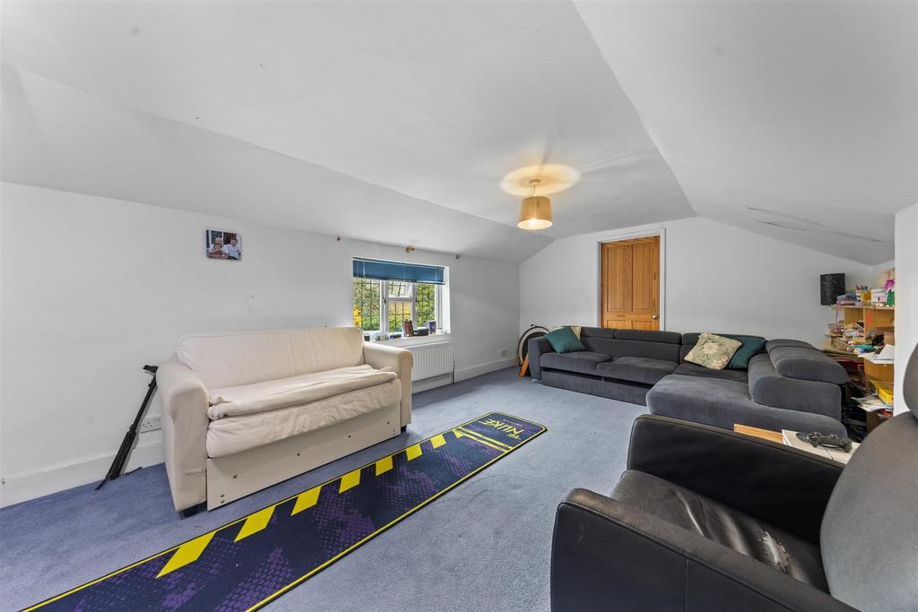 87 Bedford Rd Web41.jpg