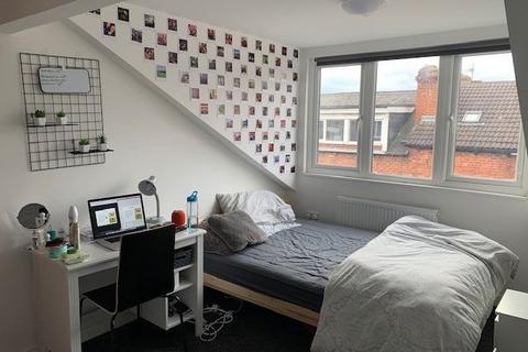 Norwood Place, Leeds LS6
