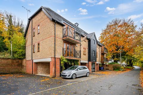 undefined, Hazel Way, Coulsdon CR5
