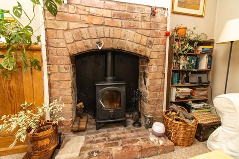 3 bedroom detached house for sale, Church Road, Aylestone, Leicester, LE2