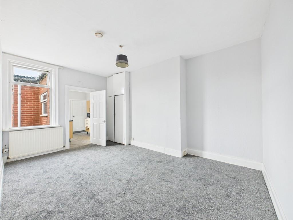 Cam01835 g0 pr0337 still010