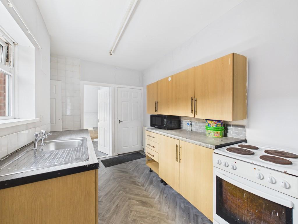 Cam01835 g0 pr0337 still012