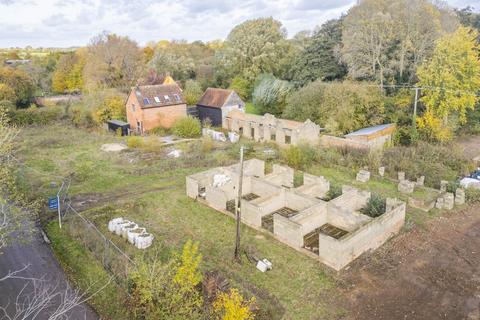 Land for sale, Whelp Street, Preston St. Mary