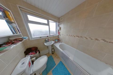 undefined, Harold Place, Leeds LS6