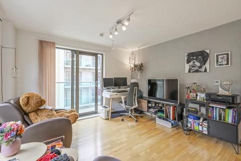 1 bedroom flat for sale, Garamond Building, Crowder Street, London, E1