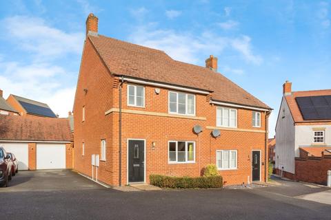 3 bedroom semi-detached house for sale, Spitfire Road, Castle Donington DE74