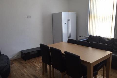 6 bedroom house to rent, Brudenell Mount, Leeds LS6