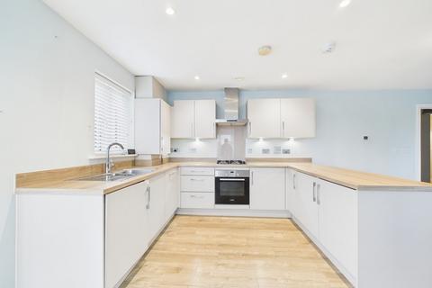 2 bedroom apartment for sale, Illett Way, Faygate
