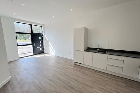 1 bedroom ground floor maisonette to rent, Meadow House, Ashwood Way RG23