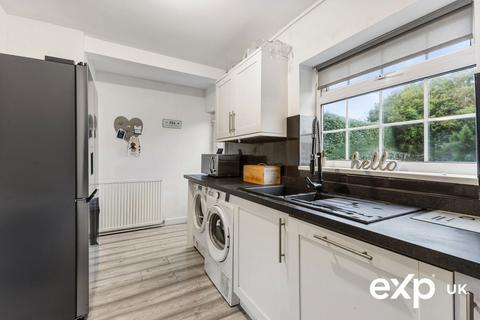 undefined, Sixth Avenue, Mansfield NG21