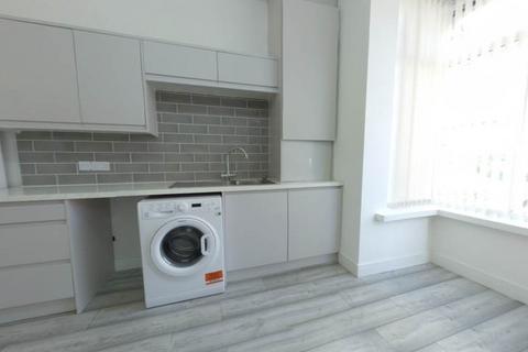 5 bedroom house to rent, Wrangthorn Terrace, Leeds LS6