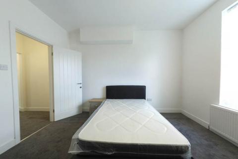 5 bedroom house to rent, Wrangthorn Terrace, Leeds LS6