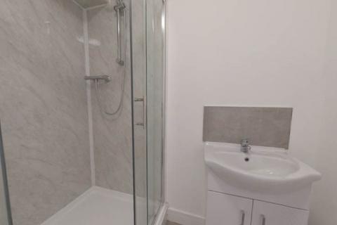 5 bedroom house to rent, Wrangthorn Terrace, Leeds LS6