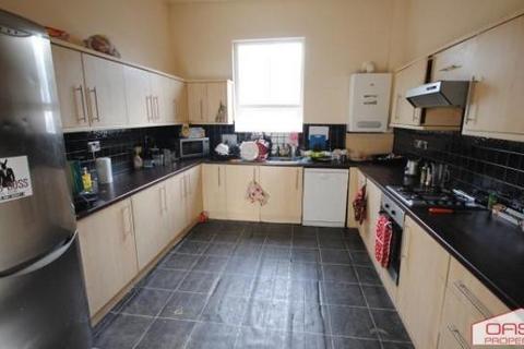 11 bedroom house to rent, Kensington Terrace, Leeds LS6